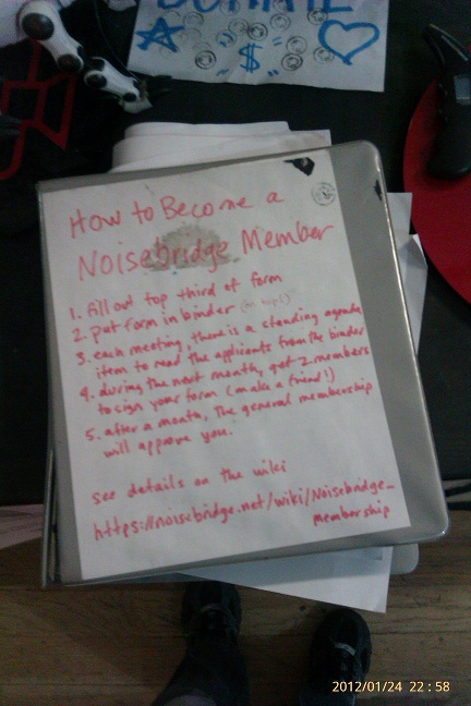 Membershipbinder upclose.jpg