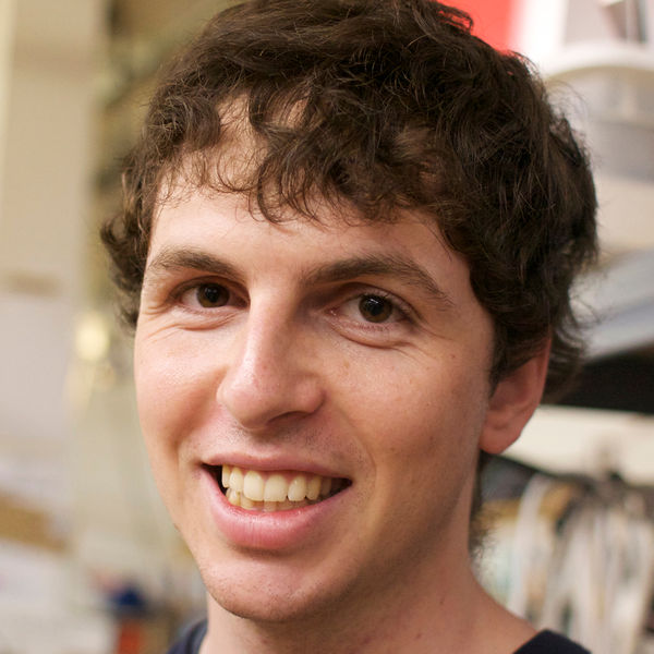 File:Tom-nb.jpg