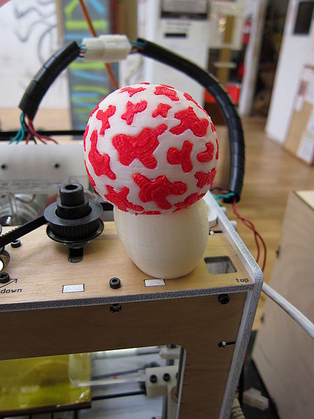File:Makerbot mushroom 1.jpg